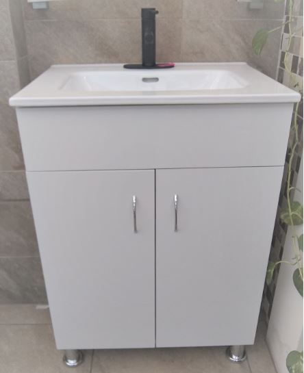 GABINETE MOD. NOVA 60 BLANCO /LAV. ORBIS - PATAS (90323) ESBAÑO