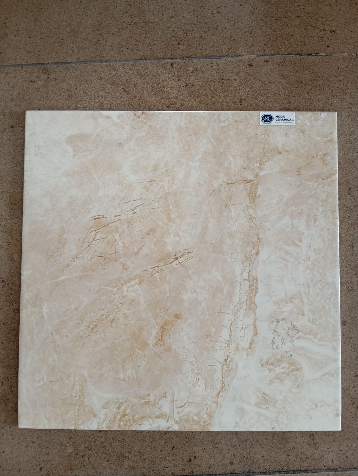 PISO PUERTO MARBELLA 45X45 1.62 M2/CJ 2A (521939090674022) VITRO
