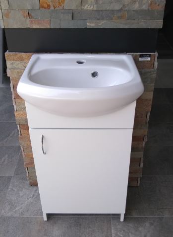 CONJUNTO BASIC 45 CM AL PISO COLOR LACADO BR BLANCO INCL. LAV/POLKA Y ESPEJO (G45POLKBCO) ESBAÑO