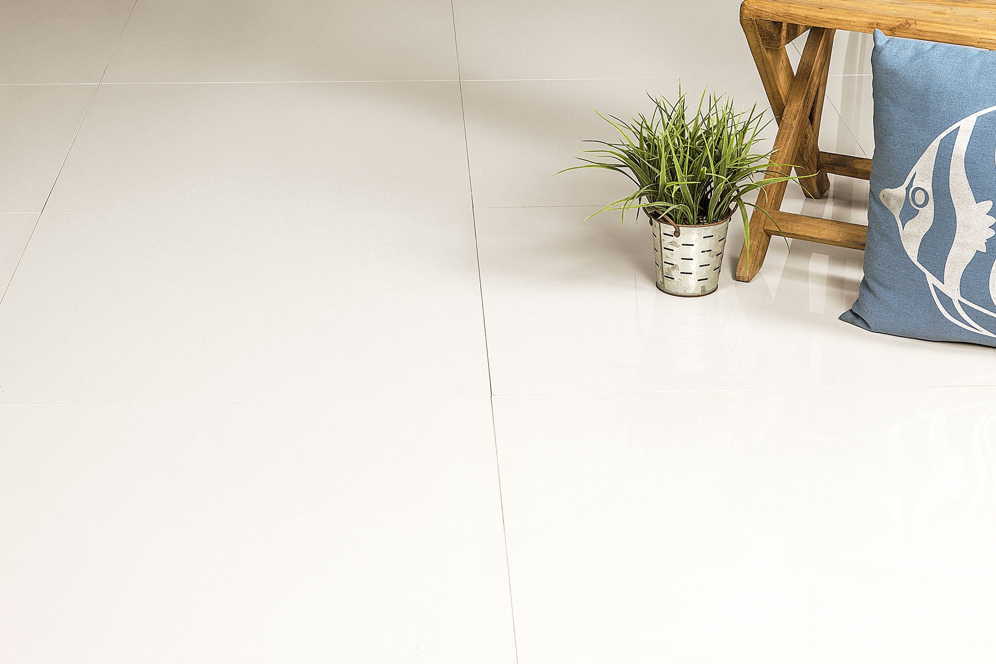 PISO NEVADA BLANCO 60X60 (1.44MTS) AN-1NV-BL (INTERCASA)