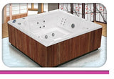 SPA VIVA 240 x 240 x 84 (7012) FORMACRYL